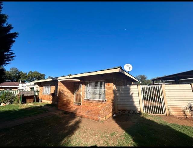 3 BEDROOM HOUSE FOR SALE IN VANDERBIJLPARK CW 1